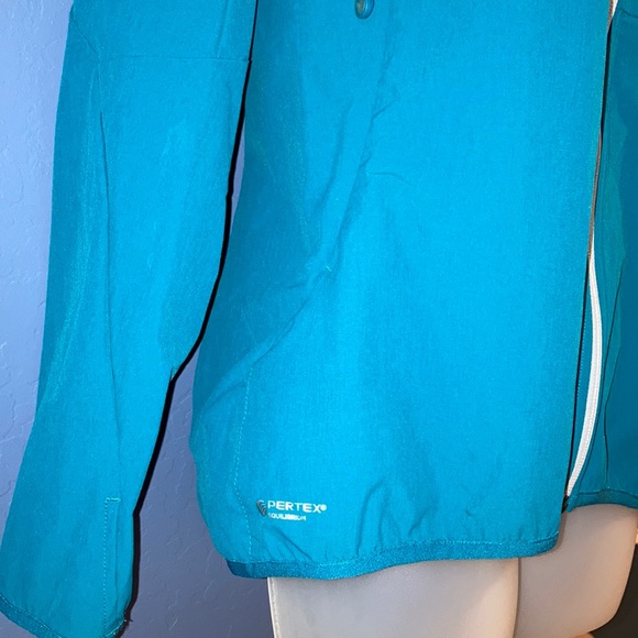 Macpac Pertex Equilibrium soft shell Alpine Series - Picture 3 of 10